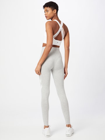 Hummel Skinny Sporthose in Grau