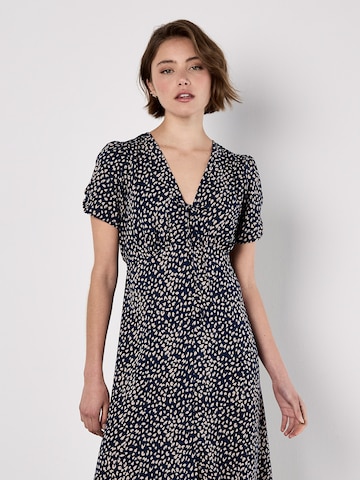 Robe ' ' Apricot en bleu