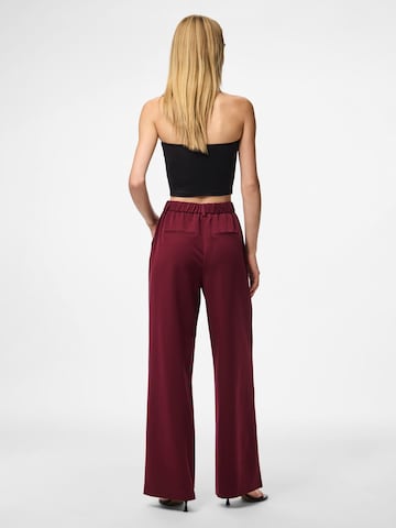 Wide Leg Pantalon 'PCKamil' PIECES en rouge