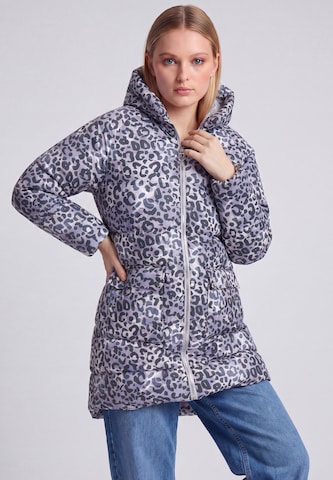 NOOTKI Winter Coat in Grey: front