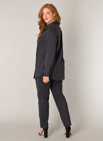 BASE LEVEL CURVY Blouse in Black