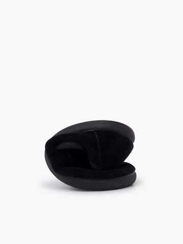 Pisamonas Low shoe in Black