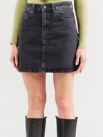 SELECTED FEMME Spódnica 'SLFHARPER' w kolorze czarny: przód