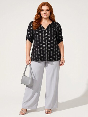 Shape Of You Blouse in Zwart