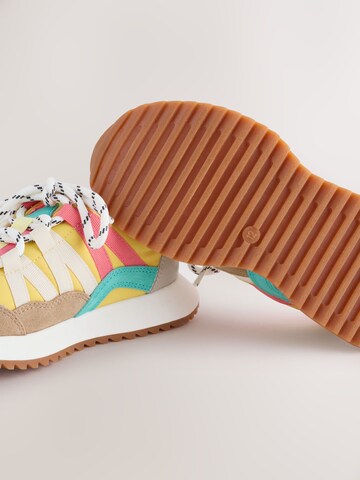 geltona Next Sportbačiai