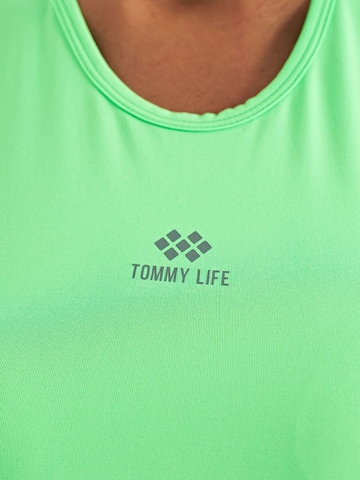 Haut de sport Tommy Life en vert