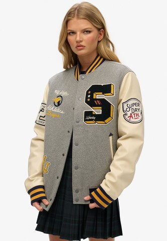 Superdry Tussenjas in Grijs: voorkant