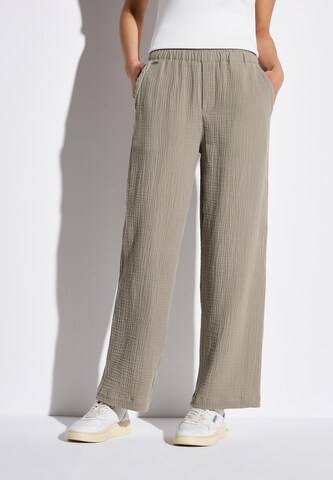 STREET ONE Wide leg Pants in Beige: front