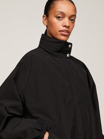 TOMMY HILFIGER Performance Jacket in Black