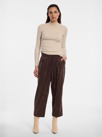 Ana Alcazar Tapered Broek in Bruin: voorkant