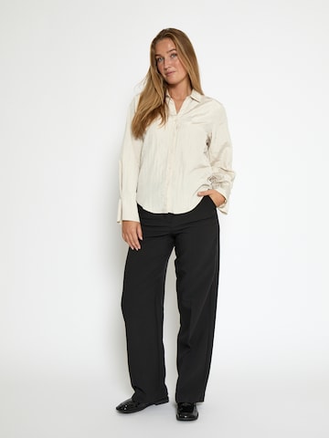 Maglietta 'Leona' di DESIRES in beige