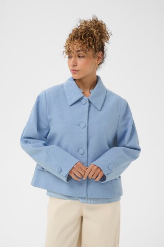 Cream Between-season jacket in Blue: front