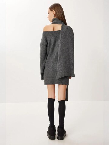 Happiness İstanbul Sweater in Grey