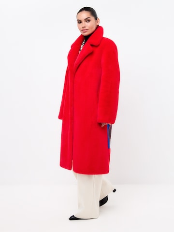 CESARE GASPARI Mantel in Rot