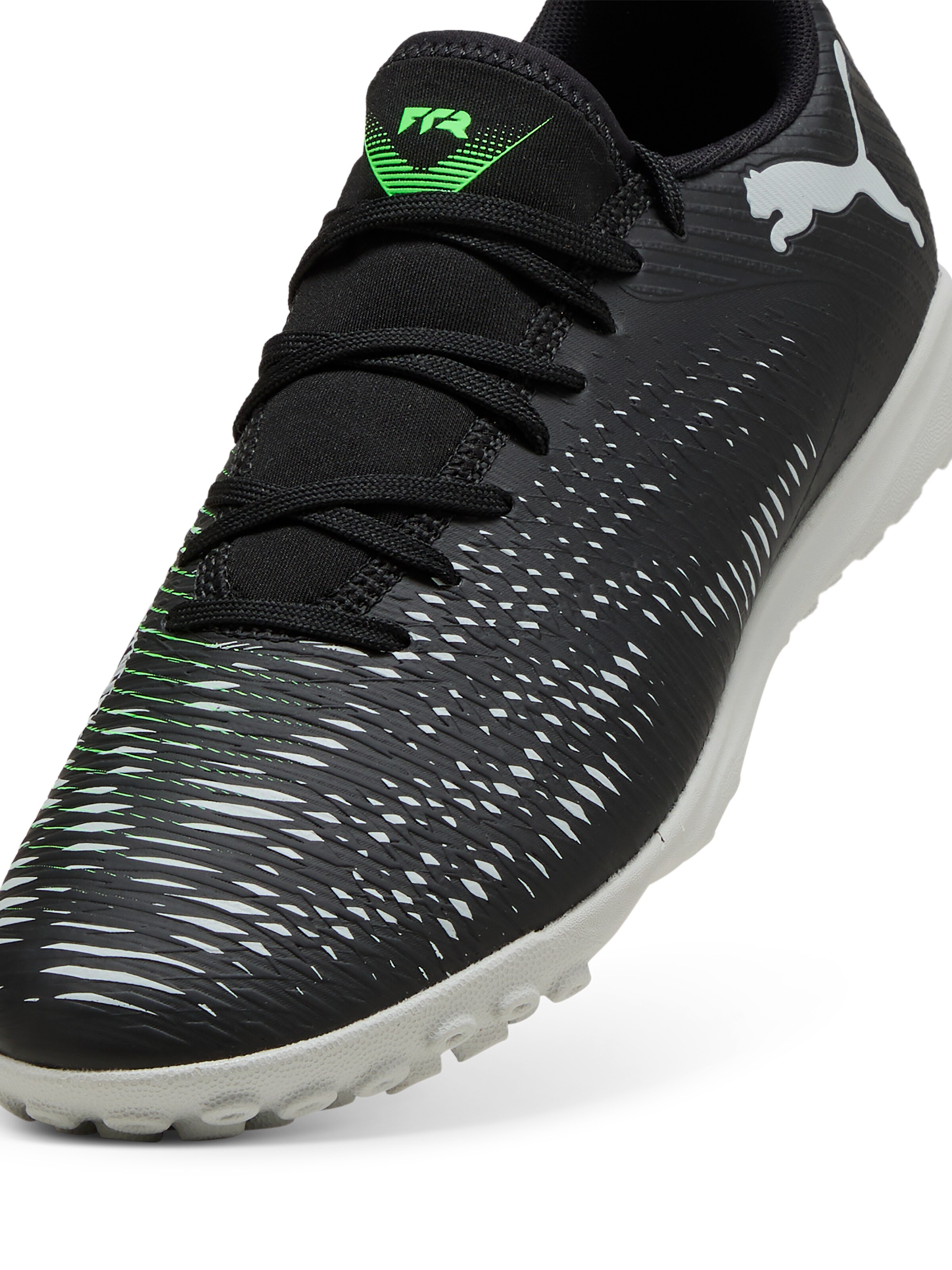 Chaussure de foot 'Future 8 Play' PUMA en noir