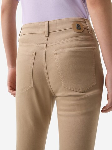 BOGNER Slimfit Jeans 'Julie' in Beige