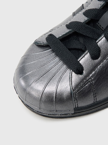 ADIDAS ORIGINALS Низкие кроссовки 'SUPERSTAR II' в Черный