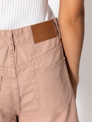 SASSYCLASSY Loose fit Pants in Pink