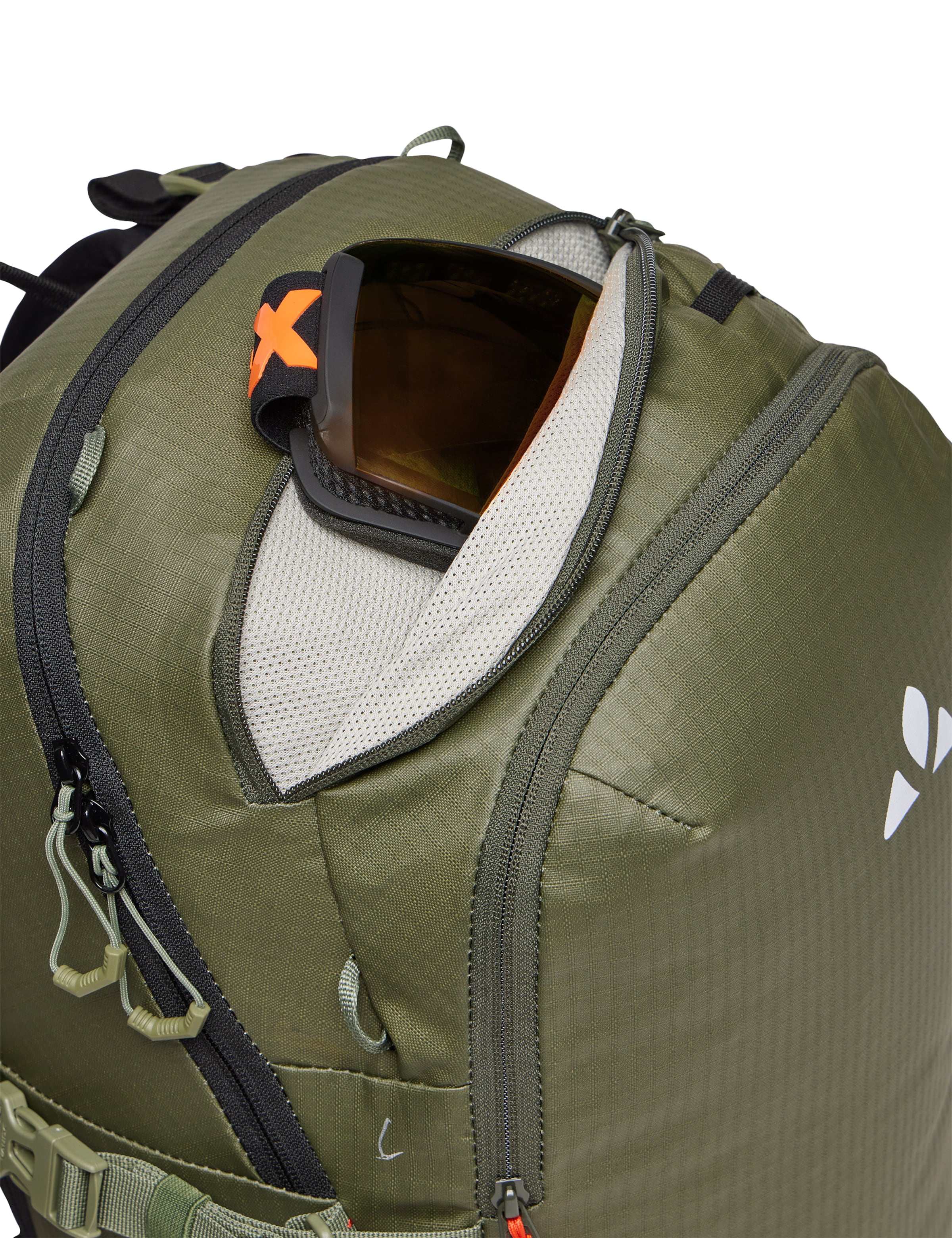 VAUDE Sports Backpack in Green