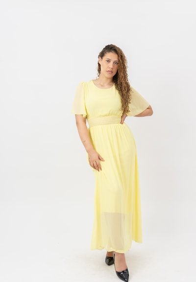 Elara Robe en 40 en jaune, Vue avec produit
