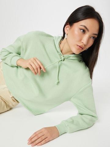 PIECES Sweatshirt 'CHILLI' in Green