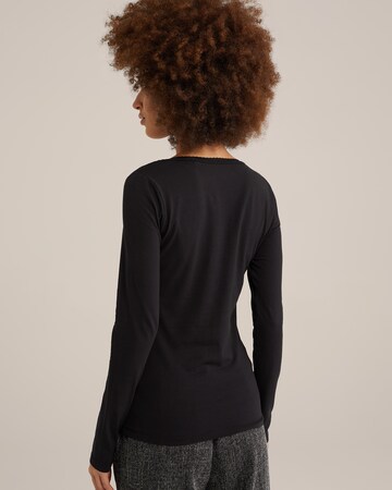 T-shirt WE Fashion en noir