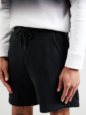 Regular Pantalon HOLLISTER en noir