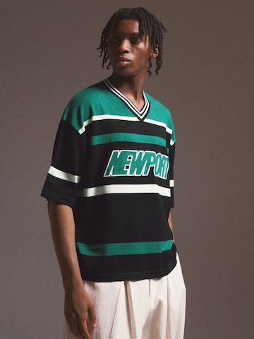 Pullover di Bershka in verde: frontale