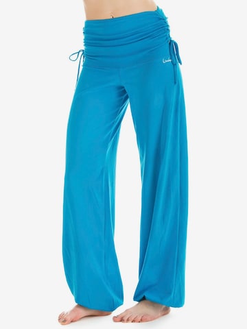 Effilé Pantalon de sport 'WH1' Winshape en bleu : devant