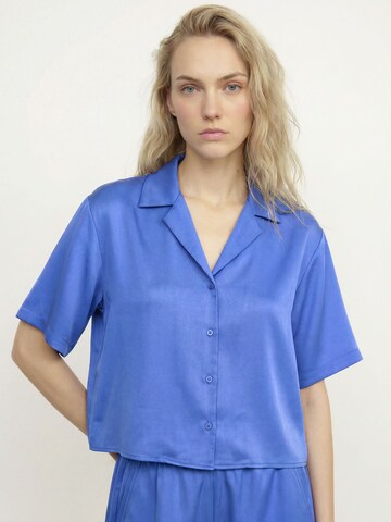 HYPEDROP Blouse in Blauw: voorkant