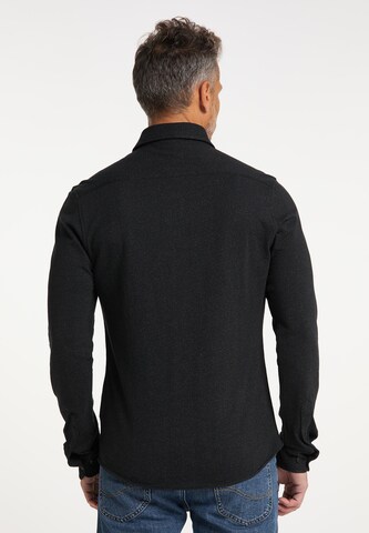 DreiMaster Maritim Slim fit Button Up Shirt in Black