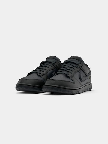 Sneaker low 'Dunk' de la Nike Sportswear pe negru: față