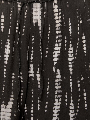 Loosefit Pantalon Pull&Bear en noir