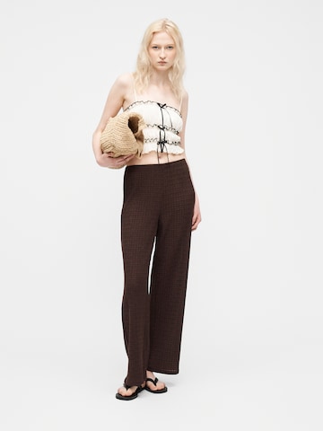 regular Pantaloni 'ONLILSE' di ONLY in rosso