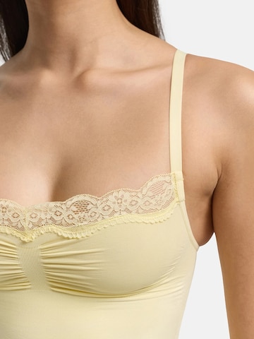 cfab (formerly creamy fabrics) Shapingbody 'Bodysuit Sculpting Shapewear mit Lace' i gul
