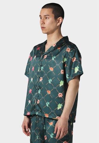 Coupe regular Chemise 'FRUIT MONOGRAM CUBAN' Pas De Monaco en vert