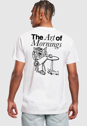 Tricou 'The Art Of Mornings' de la Mister Tee pe alb: față