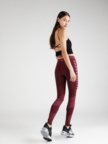 Hummel Skinny Sportovní kalhoty 'First' – červená