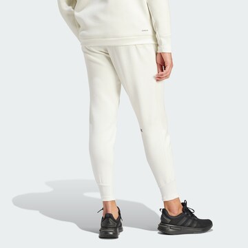 Effilé Pantalon de sport 'Z.N.E. Premium' ADIDAS SPORTSWEAR en blanc