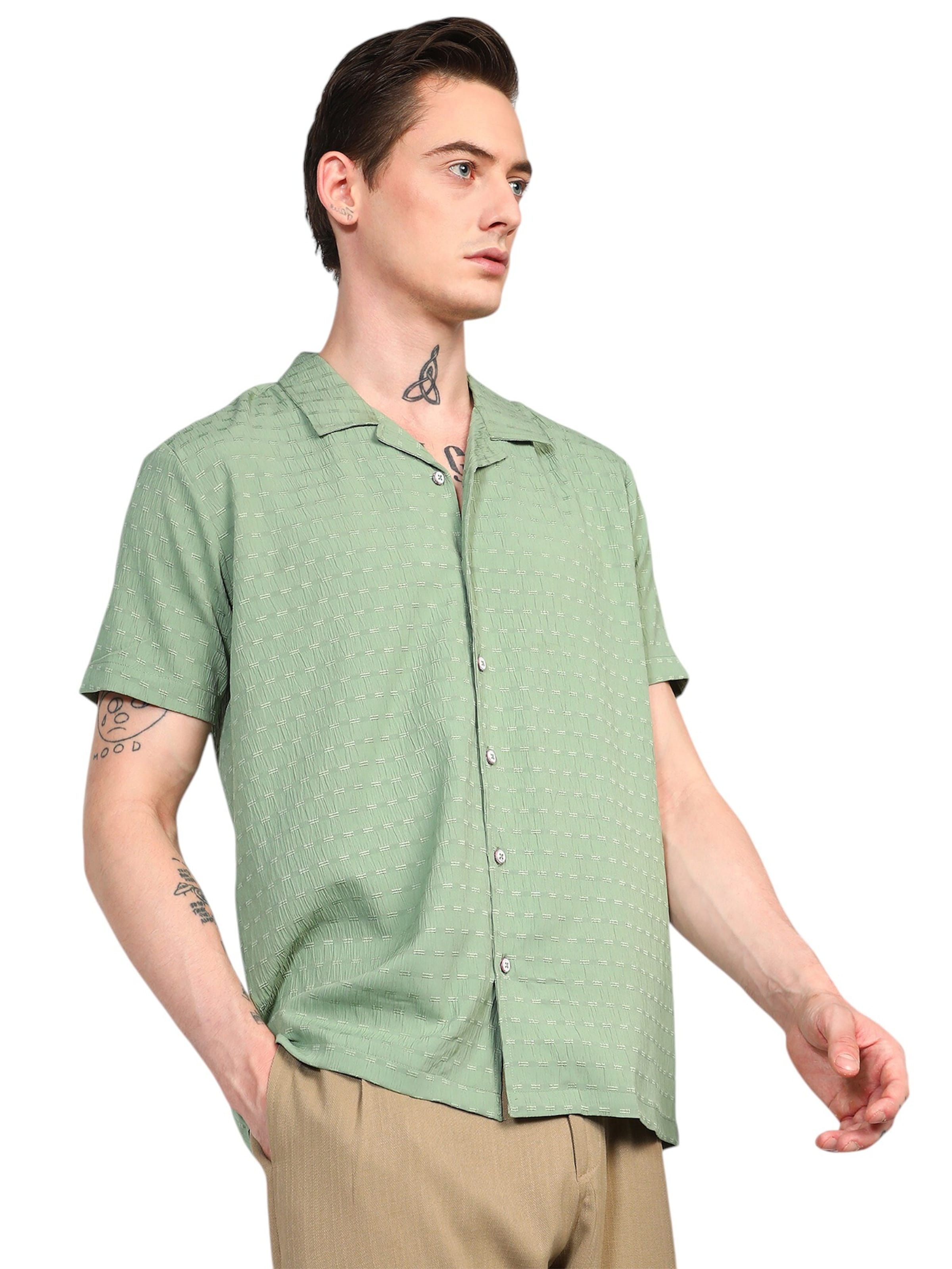 zaļš Campus Sutra Standarta piegriezums Krekls 'Tania'