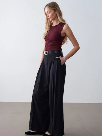 Dilvin - Blusa em vermelho