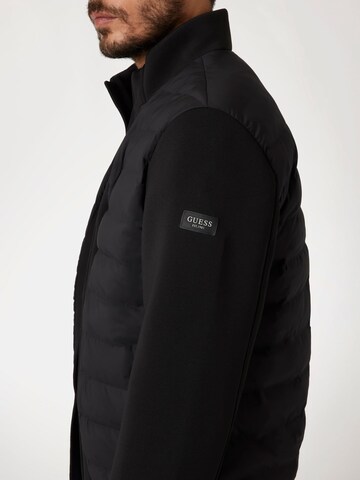 GUESS Jacke in Schwarz