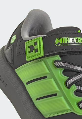 ADIDAS SPORTSWEAR - Sapatilhas 'Minecraft Lightorama Court' em preto