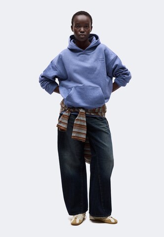 naketano Sweatshirt in Blue: front