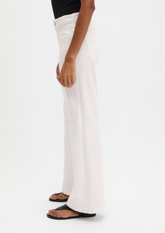 Marc O'Polo Flared Jeans in Weiß