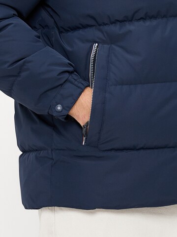 Veste mi-saison 'JPRBLUALVES' Jack & Jones Plus en bleu