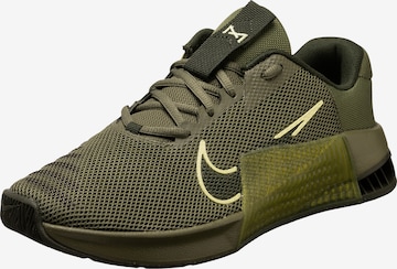 Chaussure de sport 'Metcon 9' NIKE en vert : devant