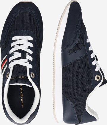 TOMMY HILFIGER Sneaker in Blau