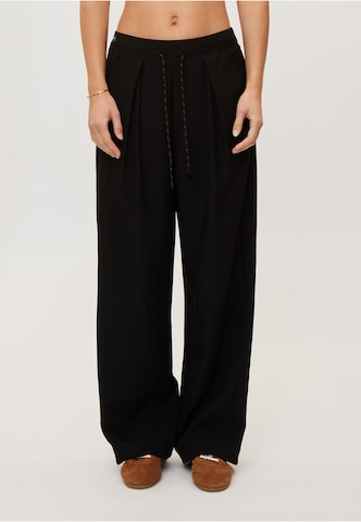 Wide Leg Pantalon à pince rethinkit studios en noir : devant