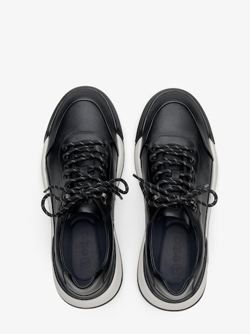 Estro Låg sneaker '124-2' i svart